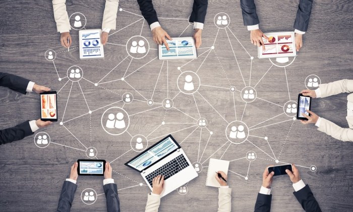 Strategies for managing a virtual team